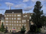 Lydia gezien vanaf de buren (Het Nieuwe Huis)
              <br/>
              Gert-Jan Lobbes, 2015